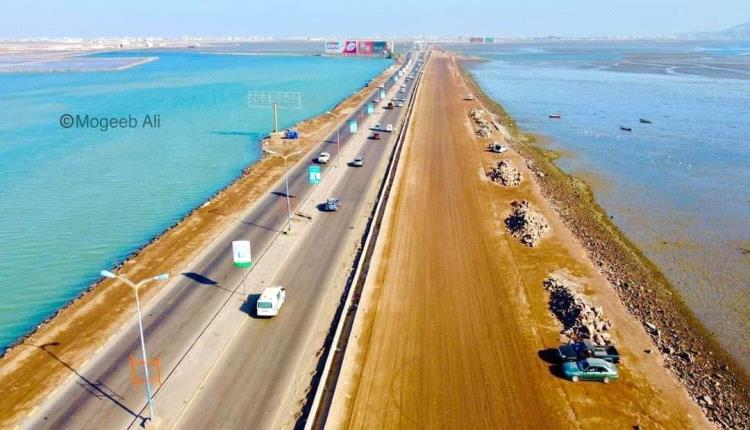 عدن.. جرحى في حادث مروري بالخط البحري