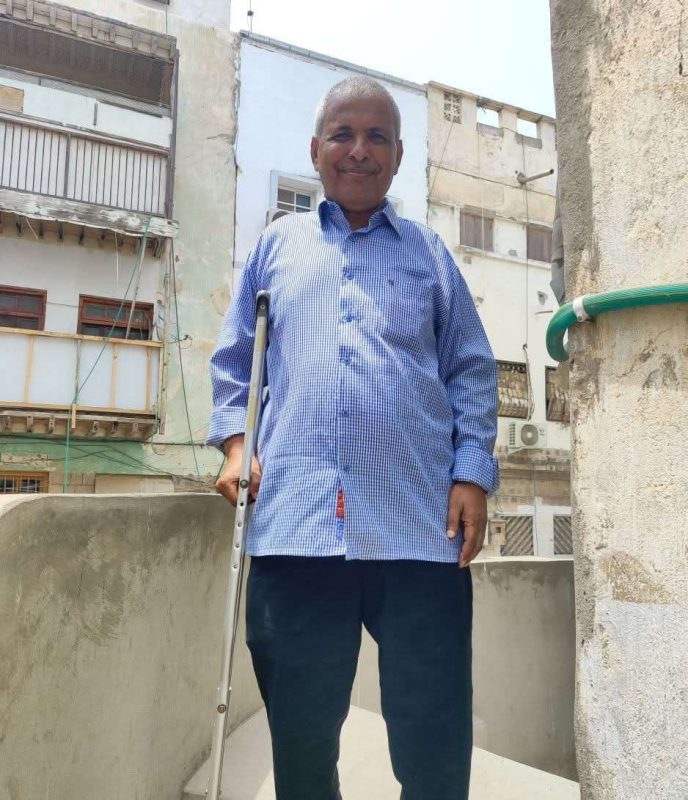 عدن.. إصابة مفاجئة تقعد الأمين العام لنادي التلال الرياضي عن الحركة