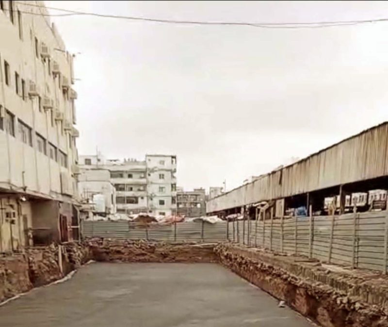 عملية بسط جديدة على أرضية بالمنصورة