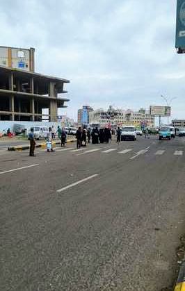 عدن.. شلل في حركة المواصلات صباح الأربعاء نتيجة انعدام الغاز