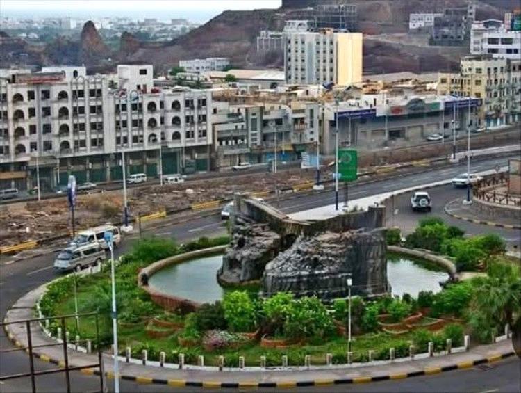 نشطاء يدعون إلى عدم الإنجرار وراء دعوات فلول الانتقالي لخلق الفوضى بعدن