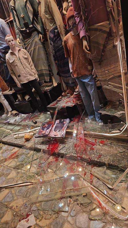 عدن.. طفل يتسبب بحادثة خطيرة بالمنصورة
