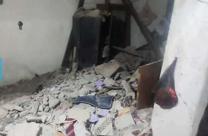 عدن.. انهيار منزل متهالك يودي بحياة مسن وزوجته في التواهي