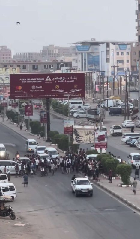 عدن.. جرحى في جادث مروري بالمنصورة