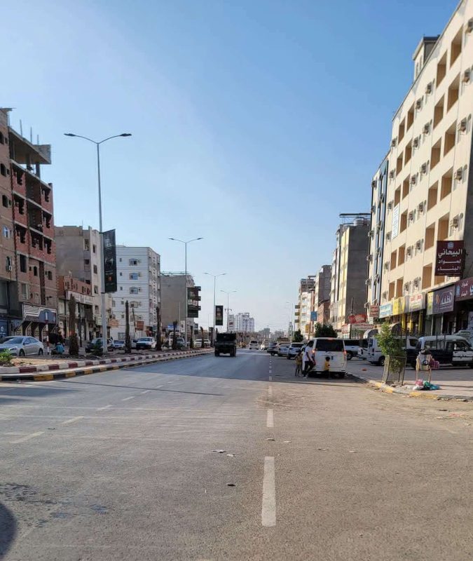 عدن.. أزمة مياه تعصف بالمواطنين في عدد من الأحياء وسط معاناة متزايدة
