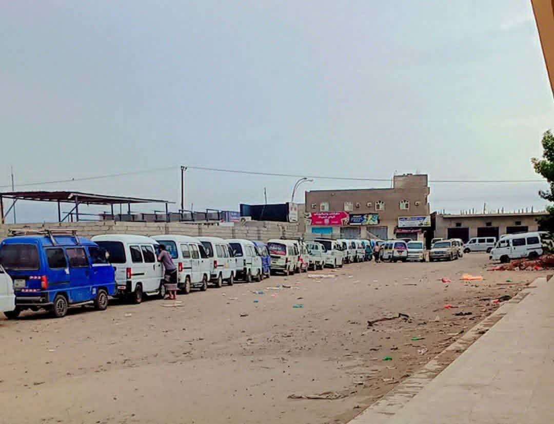 عدن.. مواطنون يؤكدون أن أزمة الغاز أصبحت معاناة يومية